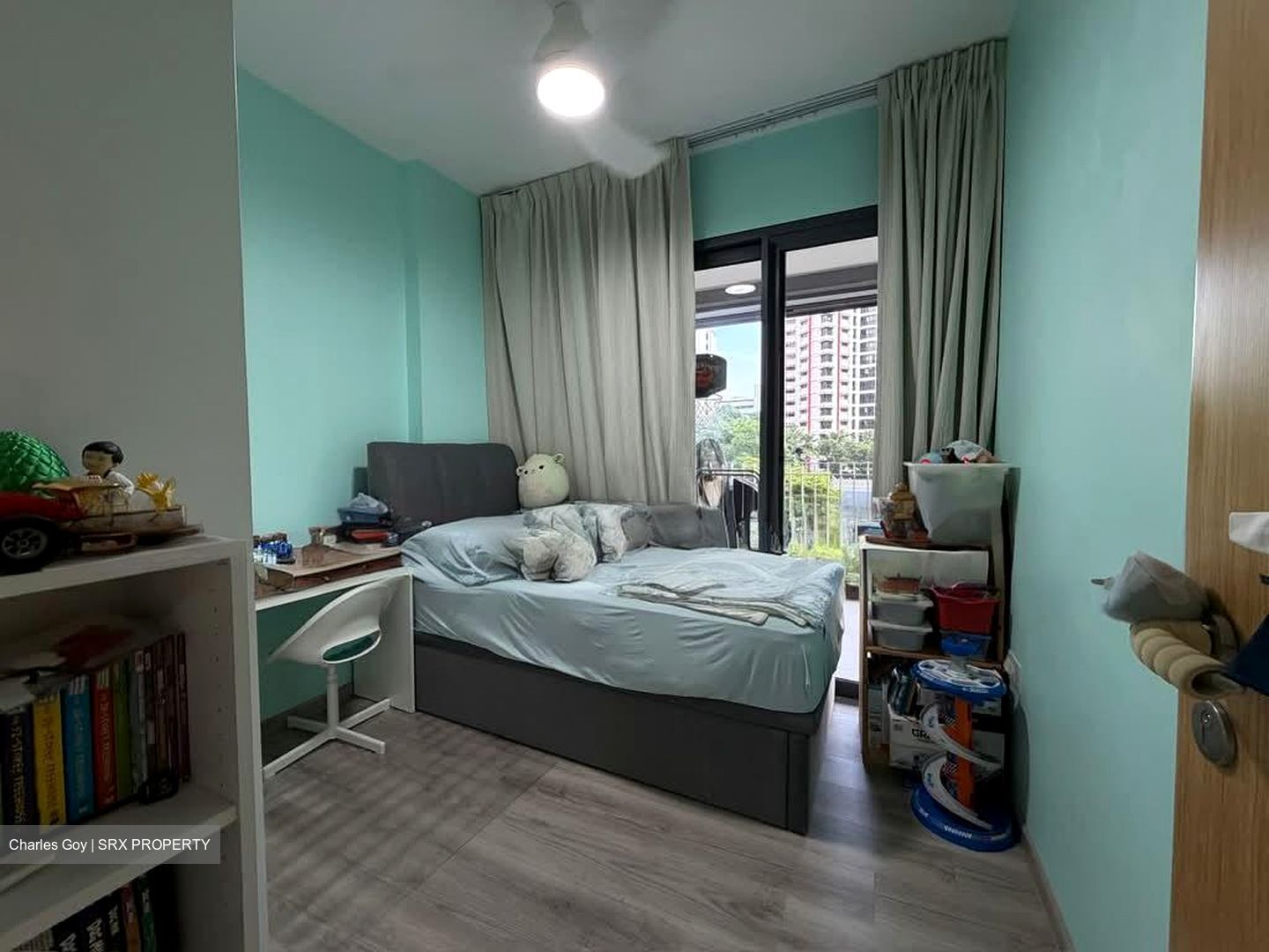 The Lakefront Residences (D22), Condominium #556680251